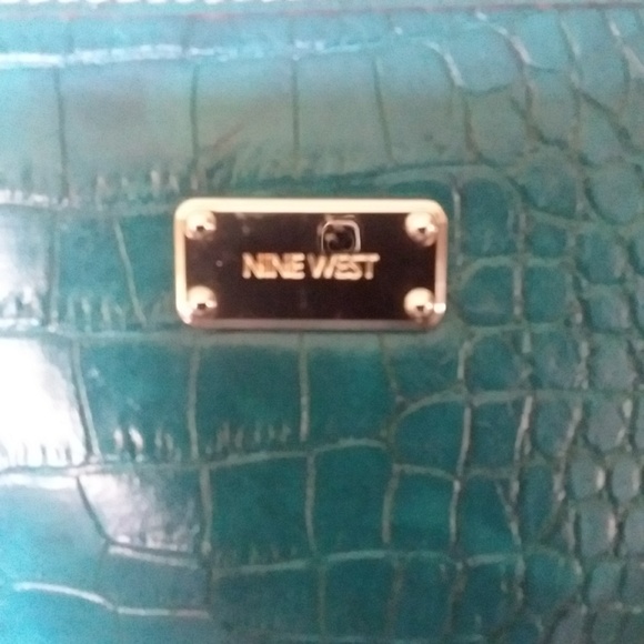 NINE WEST purse. Rich turquoise color. - Picture 2 of 5